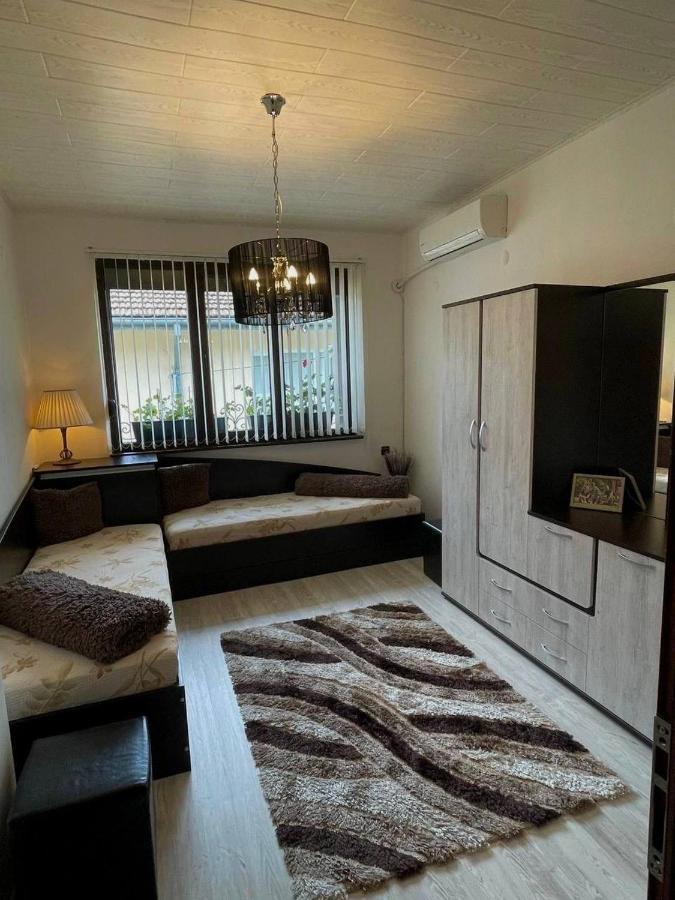 Z-Apartment In Trjavna Kültér fotó